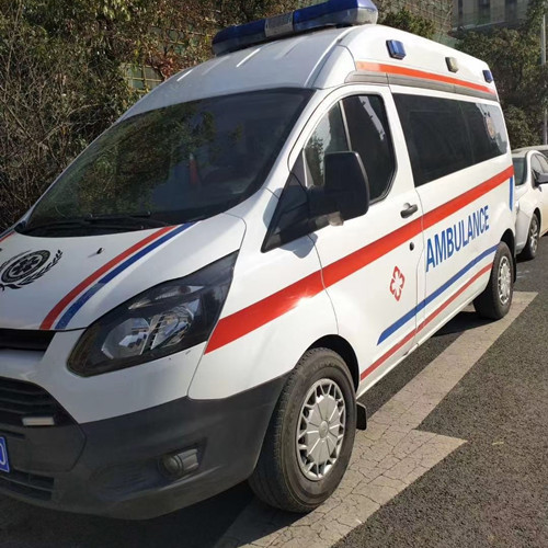 镇雄品质救护车出租,为您的健康出行负责