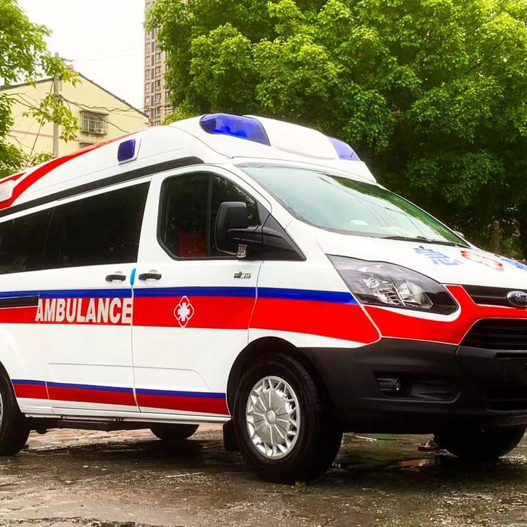 镇雄跨省救护车出租护送返乡