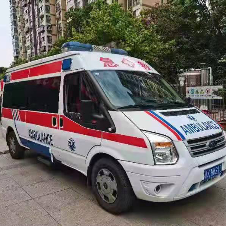 镇雄长途救护车护送病人返乡